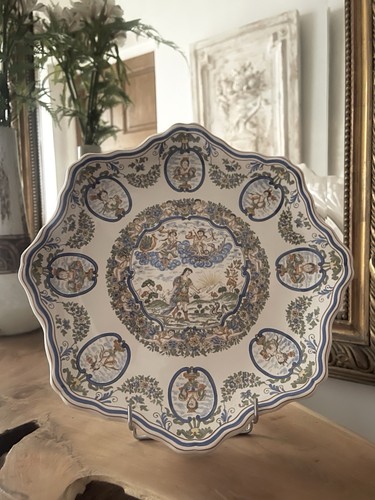 Grand plat faïence de - en,