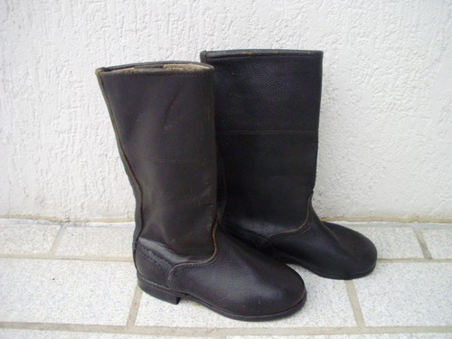 Authentique bottes militaires