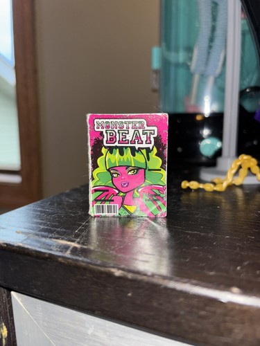 Mattel monster high coffin - monster,