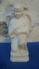 V60 Belle Statue Figurine