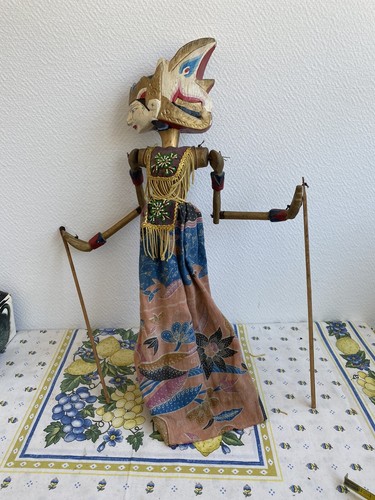 Ancienne marionnette - ancienne,