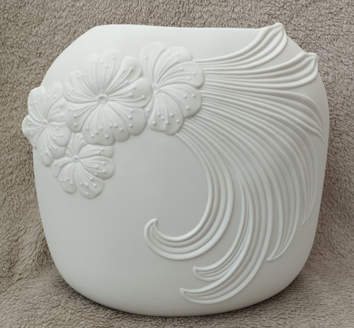 Vase biscuit porcelaine - vase,