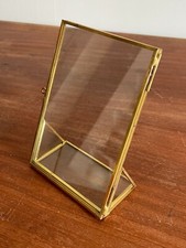 Avr8 -- Ancien  cadre à photo verre monture  Laiton 