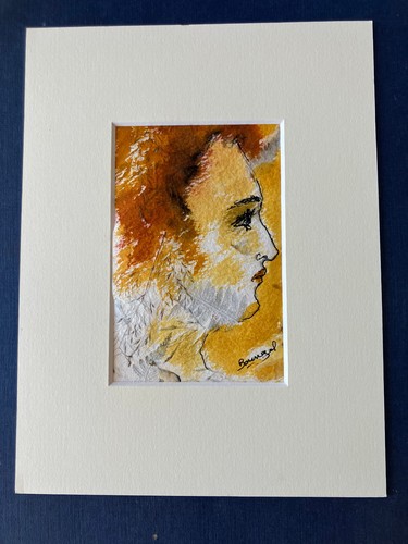 Portrait sur fond orange - sur,