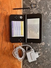 Nintendo 3DS XL Console et