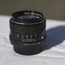 Objectif SMC Pentax-M, ouverture f:2, focale 85mm, monture K