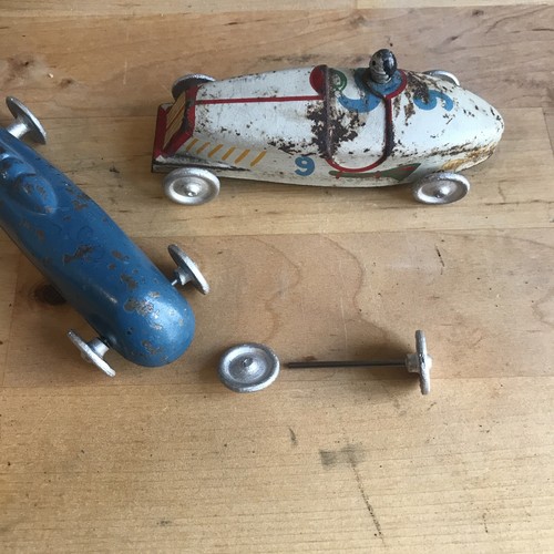 Roues 15mm avec axe - 2,