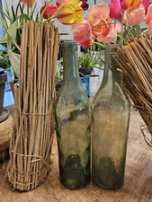 Lot De 2 Bouteilles Anciennes