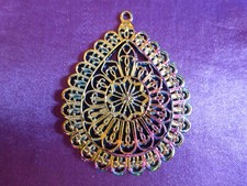 Pendentif rosace en laiton Doré violet bleu métallisé 6.2 cm N° 2653