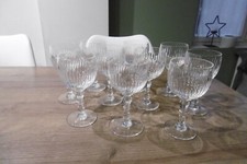 Ancien verre vin rouge en