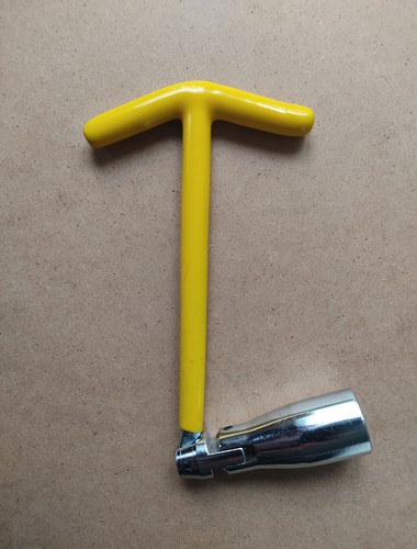 Clé douille articulée - clé,