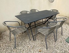 table jardin et 6 chaises tressées