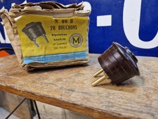 NOS Ancienne prise bouchon