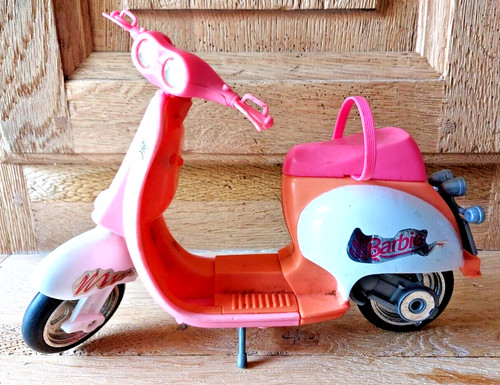 Scooter poupée barbie mattel - poupée,