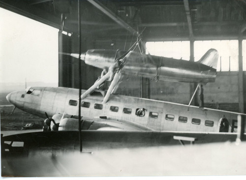 Premier avion réaction - à,