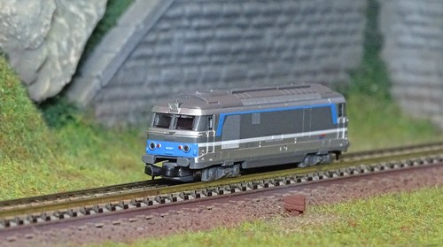 Azar l01 is1a locomotive - l01-is1a,