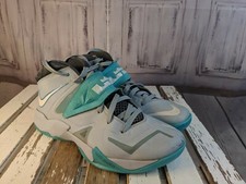 Nike men's shoes sneakers 599264-402 zoom soldier 7 sz 9 green 