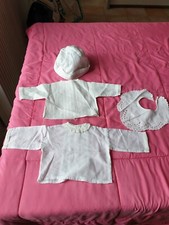 Ancien lot vêtement  bebe poupon