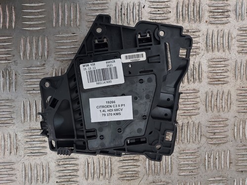 Boitier fusible batterie - boitier,