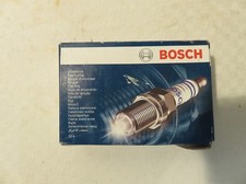 Boite de bougies BOSCH neuve