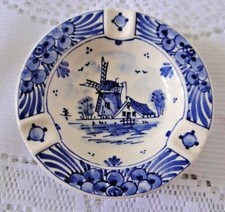 Cendrier DELFT décor bleu Moulin Maison fond blanc