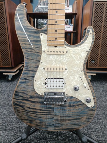 Guitare électrique - (suhr),