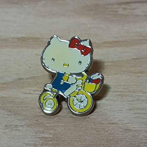 Sanrio hello kitty pin - sanrio, badge