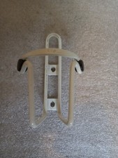 Porte-bidon blanc maintien