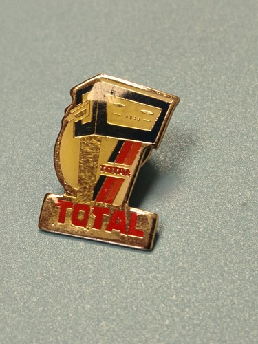 Vintage pin total ancien - vintage,