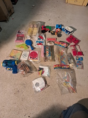 Lot petits jouets jeux - petits,