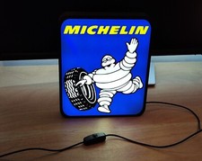 Panneau LED Pneus Michelin -