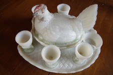 SERVICE A OEUFS EN OPALINE DE