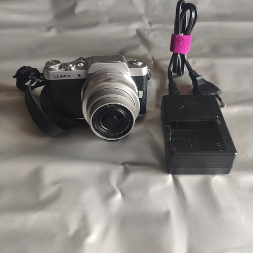 Appareil photo hybride - photo,