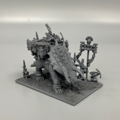 Stegadon warmaster lizardmen - stegadon,