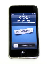 APPLE IPOD TOUCH NOIR MODEL A1318 NOIR 32 GO LECTEUR MP3 MC008NF SANS ACCESSOIRE