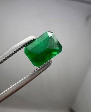 Emeraude du Pakistan, taille émeraude/1,08 carat