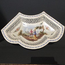 LANGEAIS - Corbeille Faïence Fine Modèle Lille 1767 Décor Peint Signé E. Duc