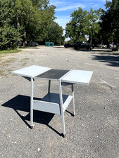 Desserte roulante en fer forgé sur 4 roulettes