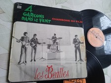 Lot 2 BEATLES 4 GARCONS DANS