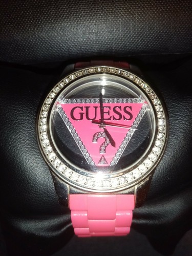 Montre guess triangle - montre, ?