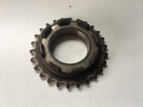 Pignon piece moteur moto - un,
