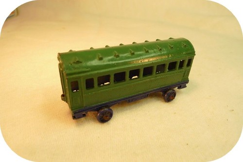 Dinky toys france - france., vert