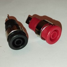 2x fiche banane Isolée 4 mm  Lot 2 Pcs   Soit 1 Rouge + 1 Noire     E10h42/5