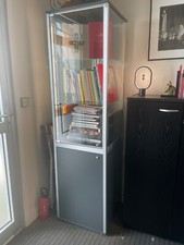 vitrine étanche pour livres ou autres objets précieux 184x50x50 avec un placard 
