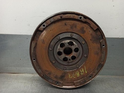 1669556 volant moteur ford - 1669556,