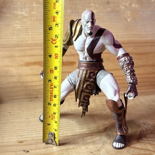 Figurine god war - kratos, dc
