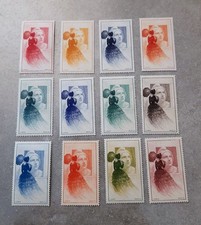 FRANCE LOT 12 VIGNETTES
