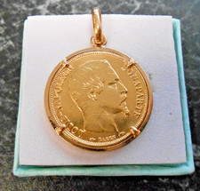 Pendentif  en or 18K  20
