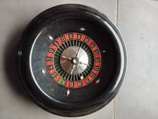 Ancienne roulette de jeu de casino.