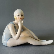 Petite Figurine vintage